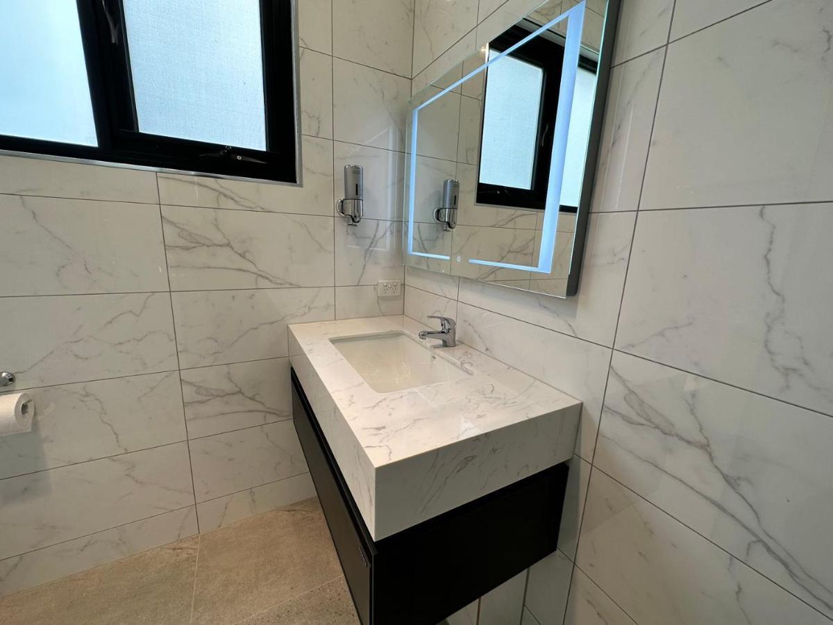Apollo Dream Suites Apollo Bay Bagian luar foto