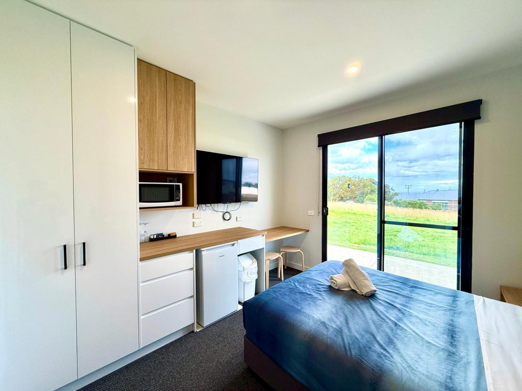 Apollo Dream Suites Apollo Bay Bagian luar foto
